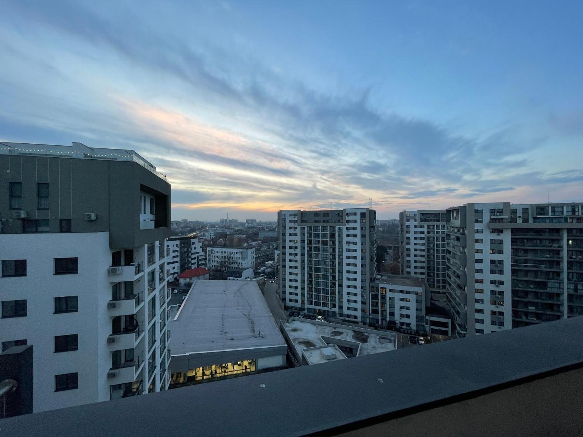 Penthouse View - Granvia Park Apartment Bucharest Exterior photo