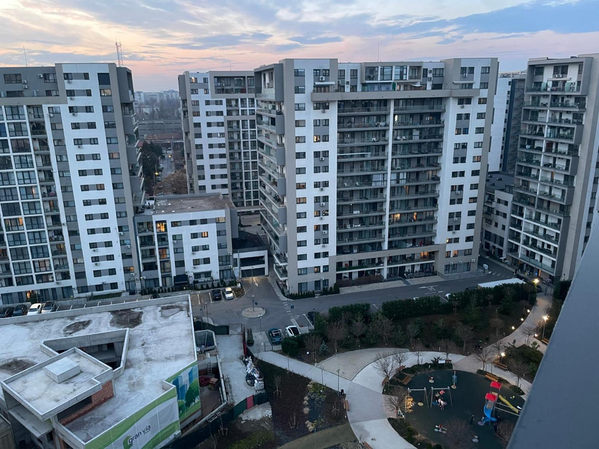 Penthouse View - Granvia Park Apartment Bucharest Exterior photo